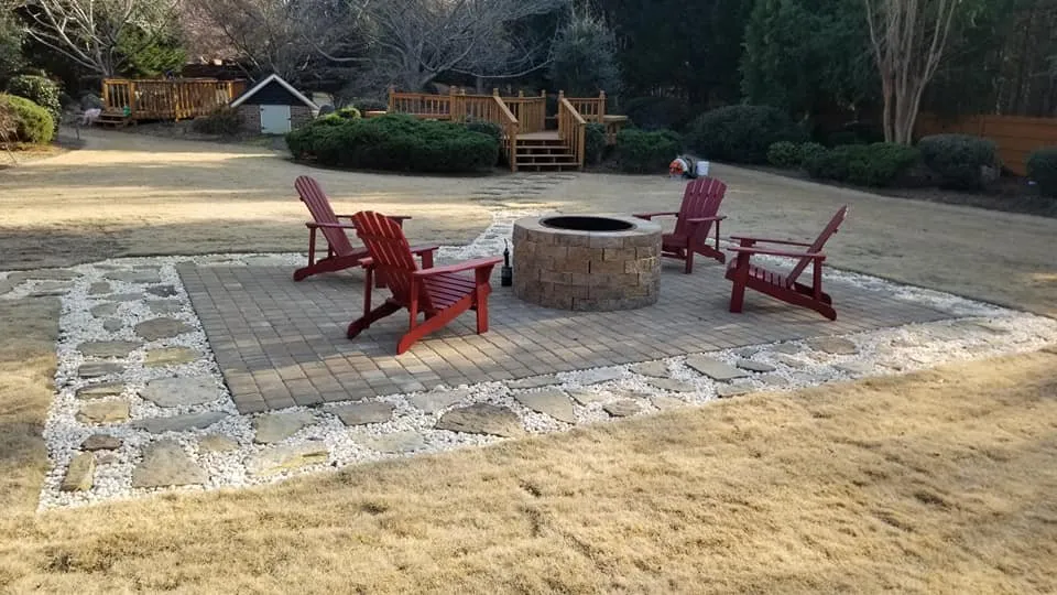 Custom garden landscaping experts serving Thomaston, GA - Southern Lawn Management