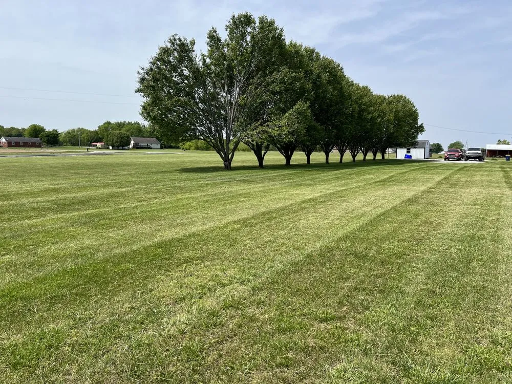 Reliable outdoor landscaping with custom design across Russellville, KY - Southern Lawn Service