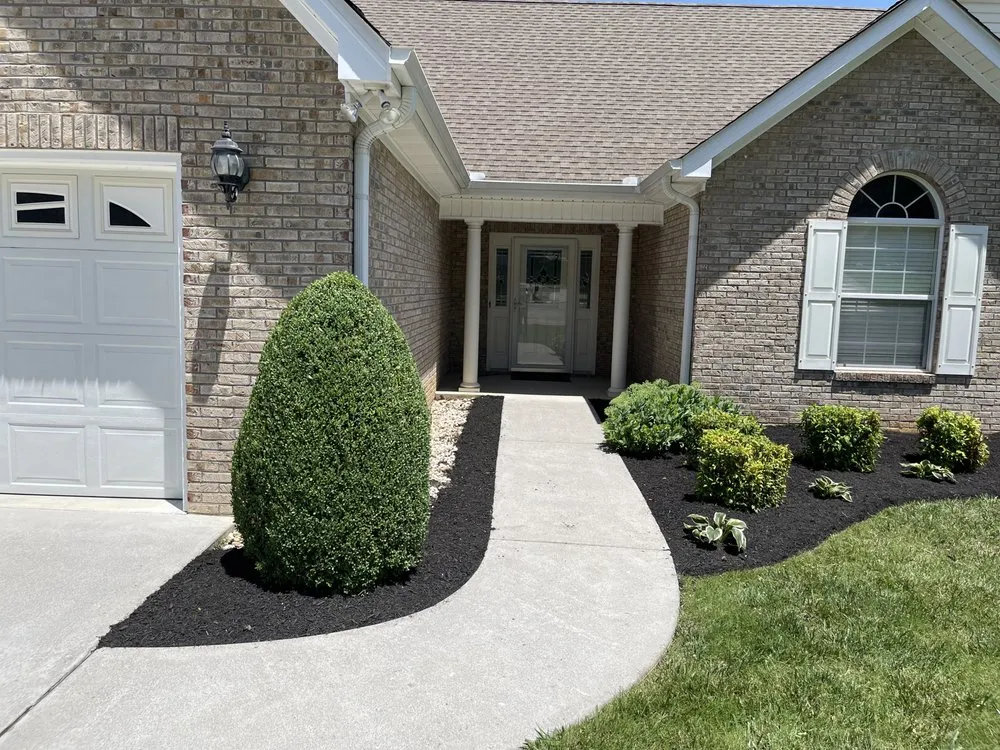 Professional landscaping services in Clinton, TN by Southern Lawncare