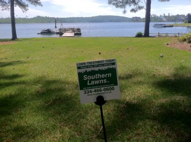 Professional landscaping services experts serving Auburn, AL - Southern Lawns
