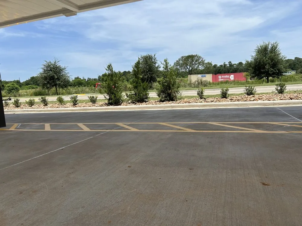 Custom garden landscaping for year-round maintenance across Killeen, TX - Southern Lawns