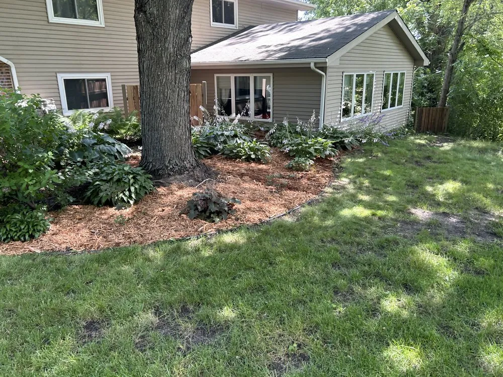 Affordable landscape design in Le Sueur, MN by Southern MN Excavation And Landscapes