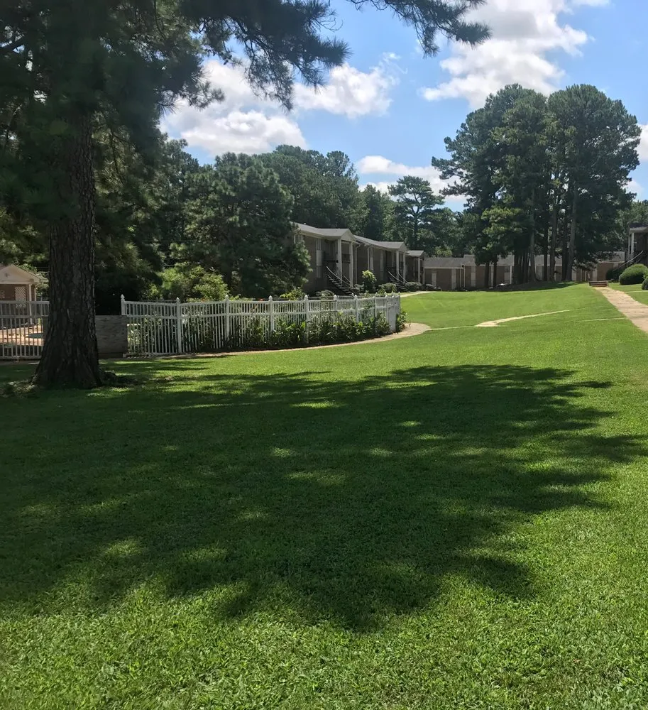 Reliable yard maintenance experts serving Fayetteville, GA - Southern Oaks Lawn Care