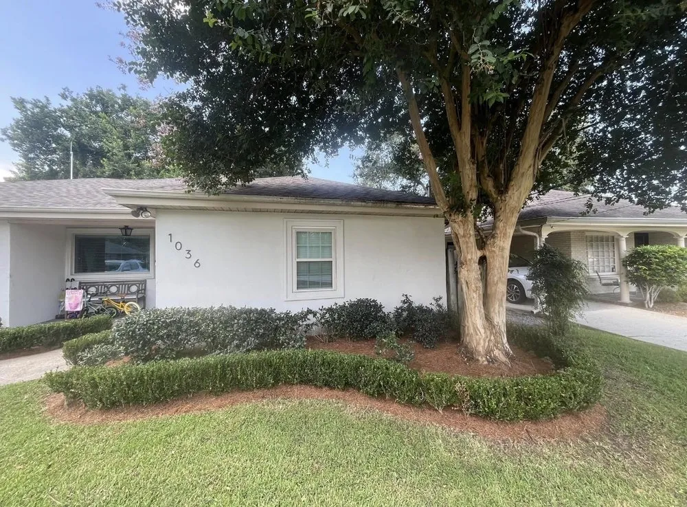 Custom lawn mowing service for outdoor upgrades in Harahan, LA by Southern Outdoors