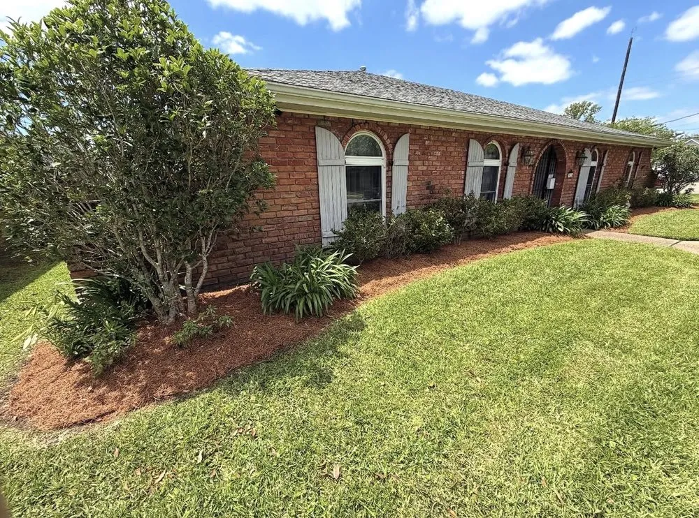 Expert outdoor landscaping for year-round maintenance across Harahan, LA - Southern Outdoors