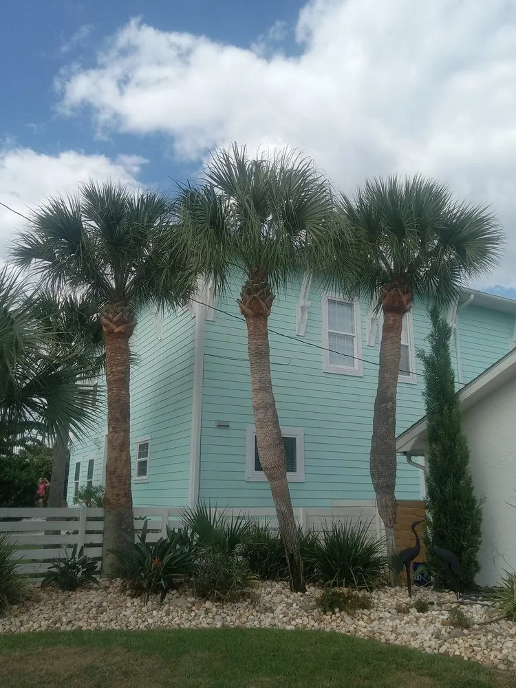 Affordable outdoor landscaping for beautiful yards in Panama City, FL by Southern Outdoorz Services