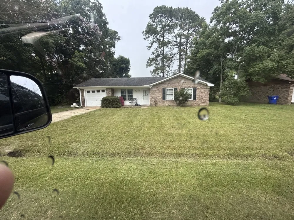 Trusted garden landscaping in Charleston, SC by Southern Palms Landscaping