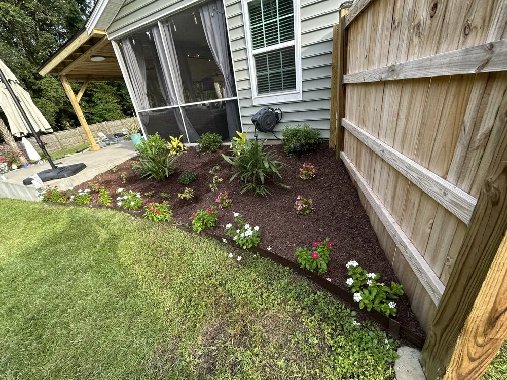 Expert garden landscaping in Charleston, SC by Southern Palms Landscaping