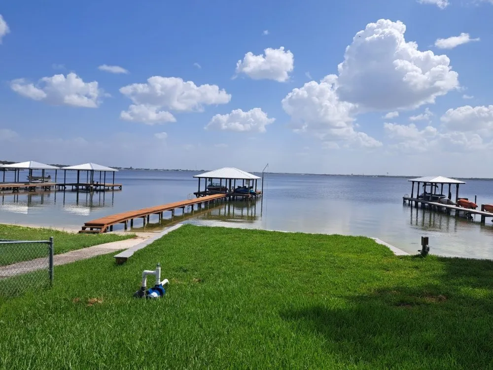 Custom landscaping services in Lake Placid, FL - Southern Paradise Landscaping