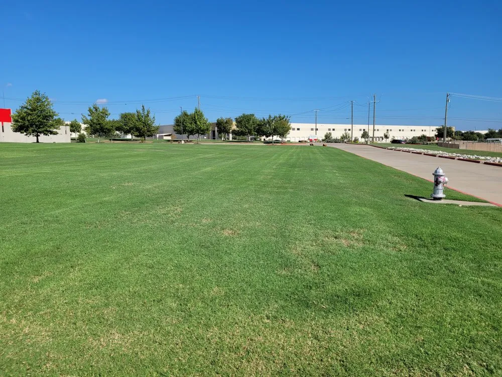 Local garden landscaping with custom design across waxahachie, TX - Southern Pine Mowing