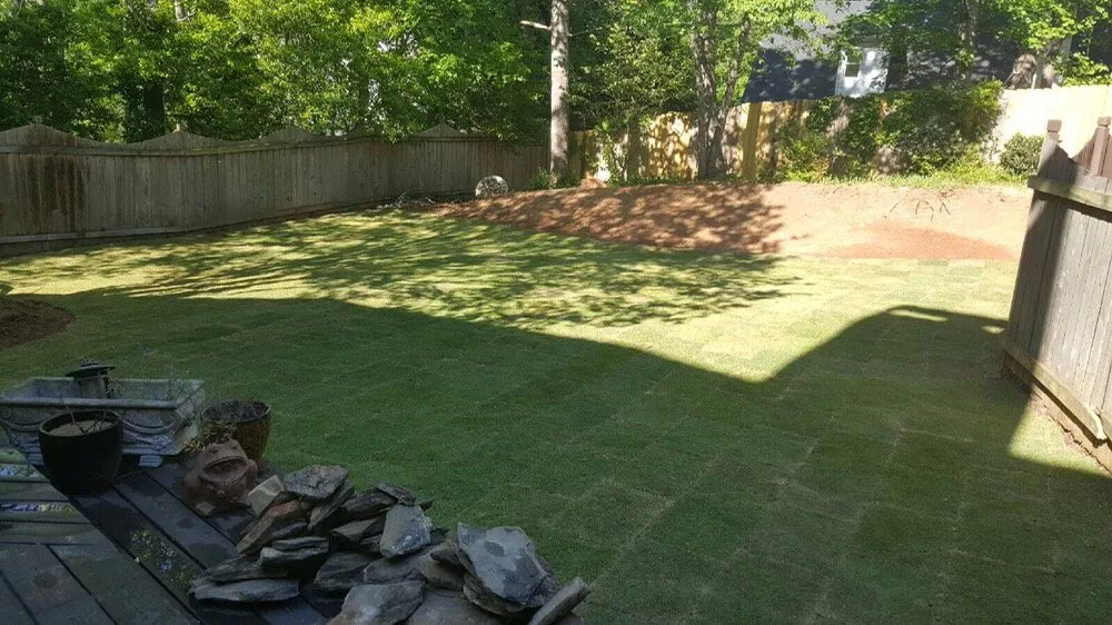 Reliable yard cleanup service in Lilburn, GA - Southern Pines Landscaping
