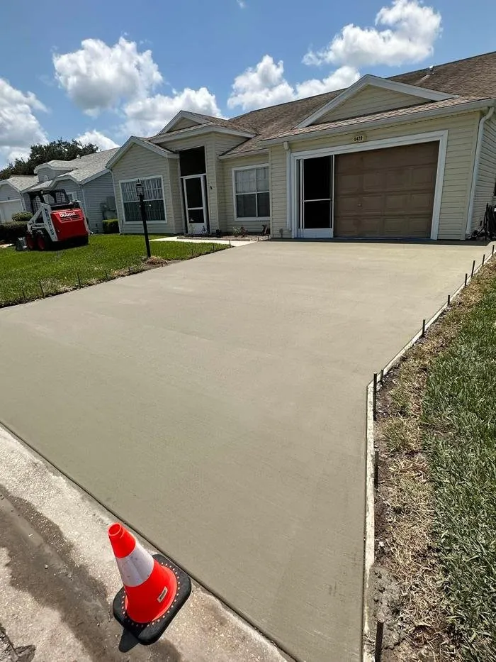 Custom outdoor landscaping experts serving Leesburg, FL - Southern Precision