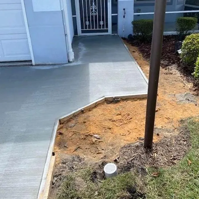 Top-rated lawn mowing service for homes across Leesburg, FL - Southern Precision