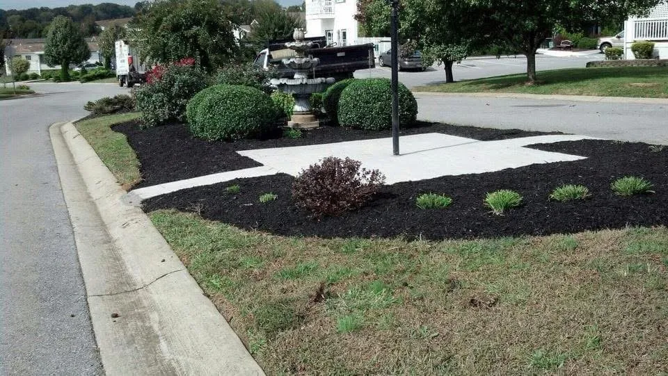 Custom garden landscaping in Pigeon Forge, TN - Southern Pride Lawn Services