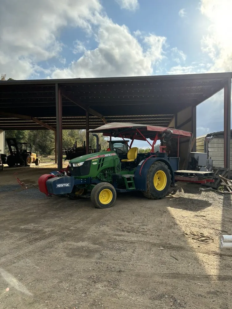 Top-rated landscape installation for beautiful yards in Byhalia, MS by Southern Pride Sod