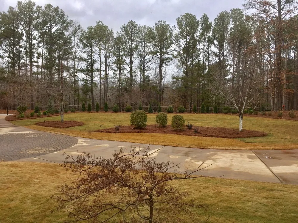 Reliable lawn care service in Dacula, GA - Southern Quality Landscape LLC