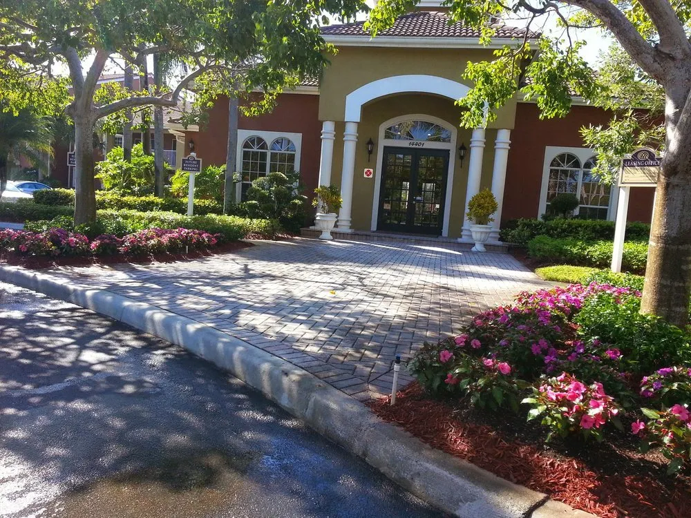 Top-rated garden landscaping in Delray Beach, FL - Southern Scapes