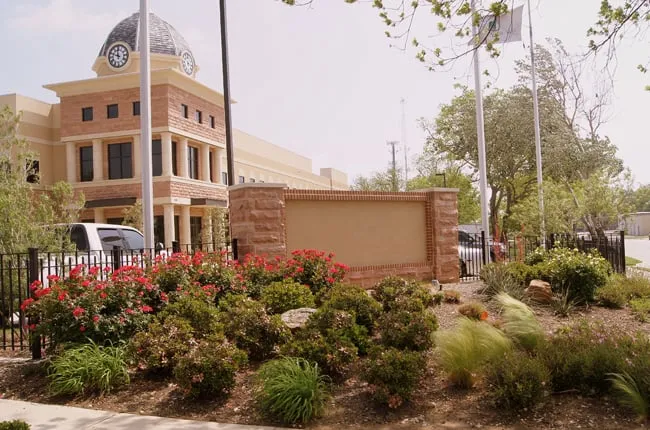 Expert lawn care service experts serving Denton, TX - Southern Services Landscape & Irrigation