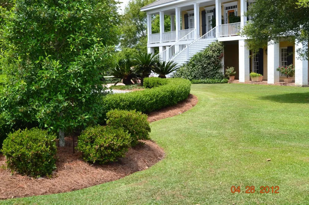 Custom lawn care service in Franklinton, LA - Southern Shade Landscapes