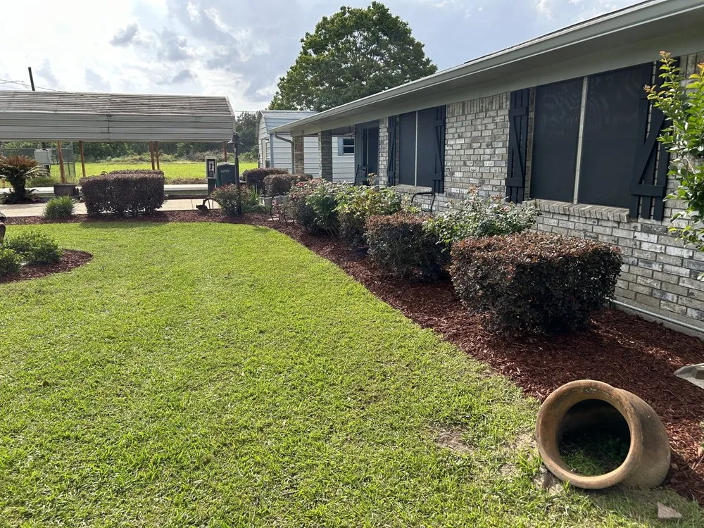 Top-rated lawn mowing service experts serving Elton, LA - Southern Solutions