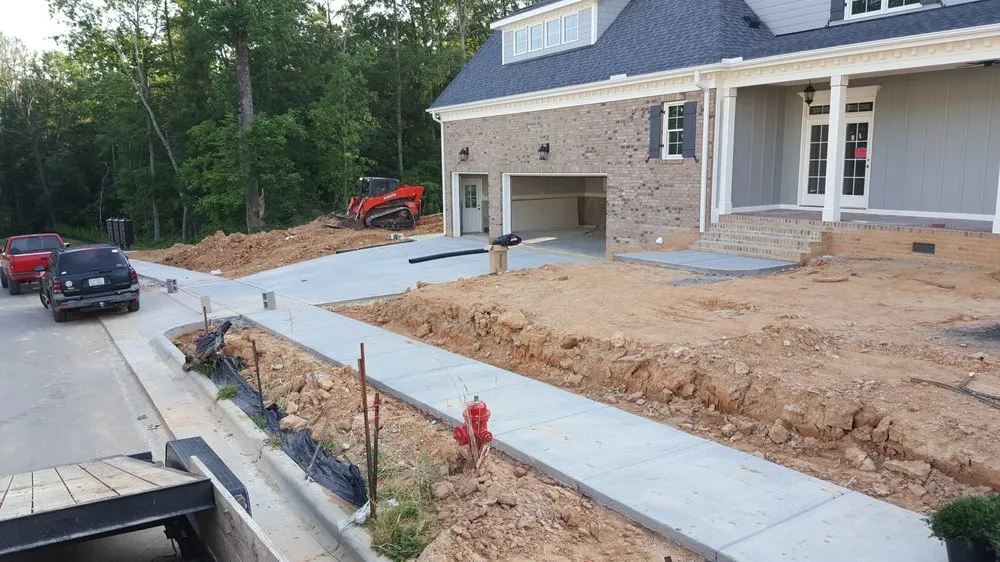 Local yard cleanup service near you in Fuquay Varina, NC by Southern Solutions Landscaping