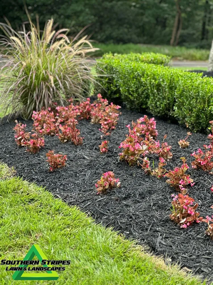 Professional garden landscaping experts serving Simpsonville, SC - Southern Stripes Lawn & Landscapes