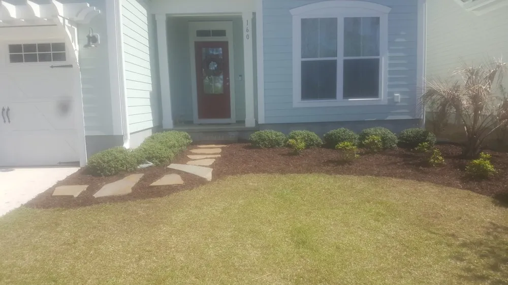 Affordable yard maintenance experts serving Hubert, NC - Southern Style Landscaping