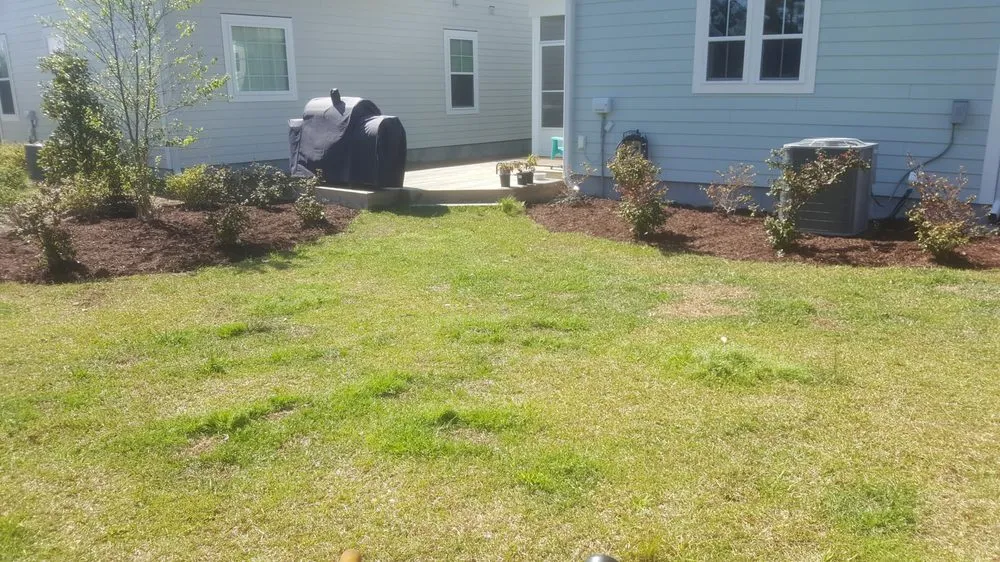 Custom yard maintenance for beautiful yards across Hubert, NC - Southern Style Landscaping