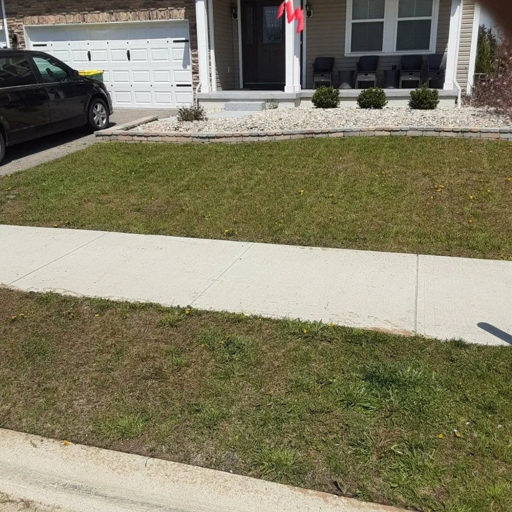 Expert landscaping services with custom design in Columbus, OH by Southern Style Lawn Care