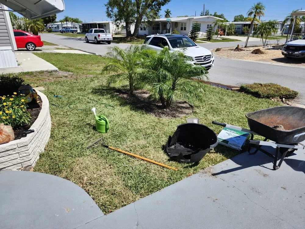 Affordable landscaping services experts serving Bradenton, FL - Southern Touch 911 handyman Services