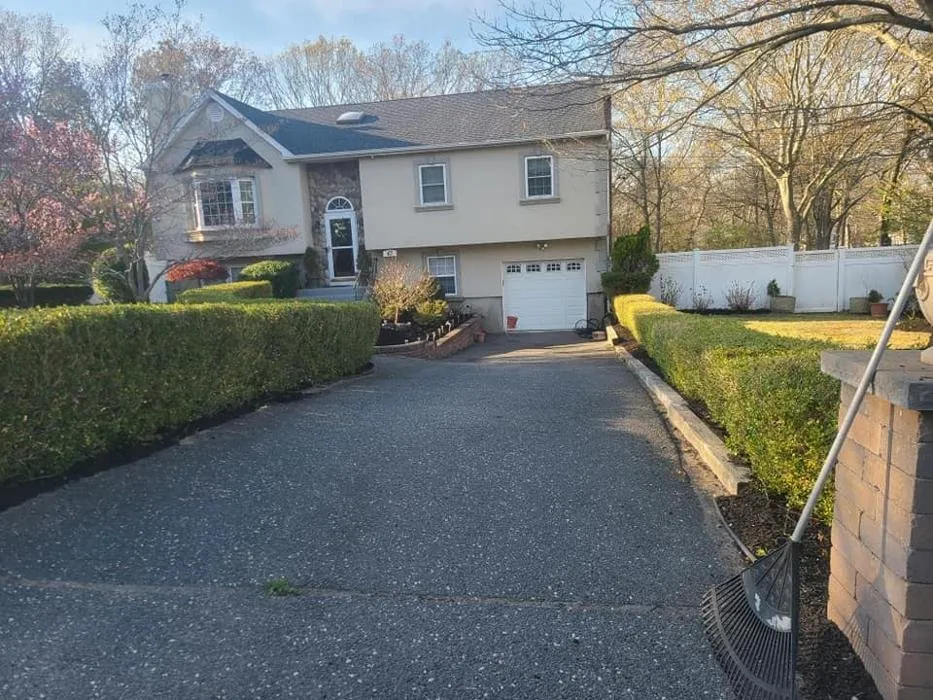 Expert lawn care service experts serving Coram, NY - Southern Touch Excavation & Landscapes