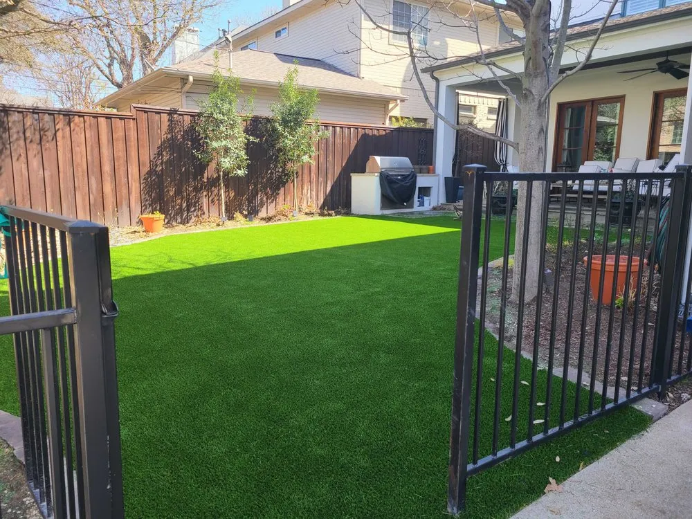 Expert yard maintenance in Houston, TX by Southern Turf Co