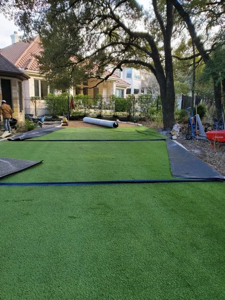 Expert yard cleanup service near you across Houston, TX - Southern Turf Co