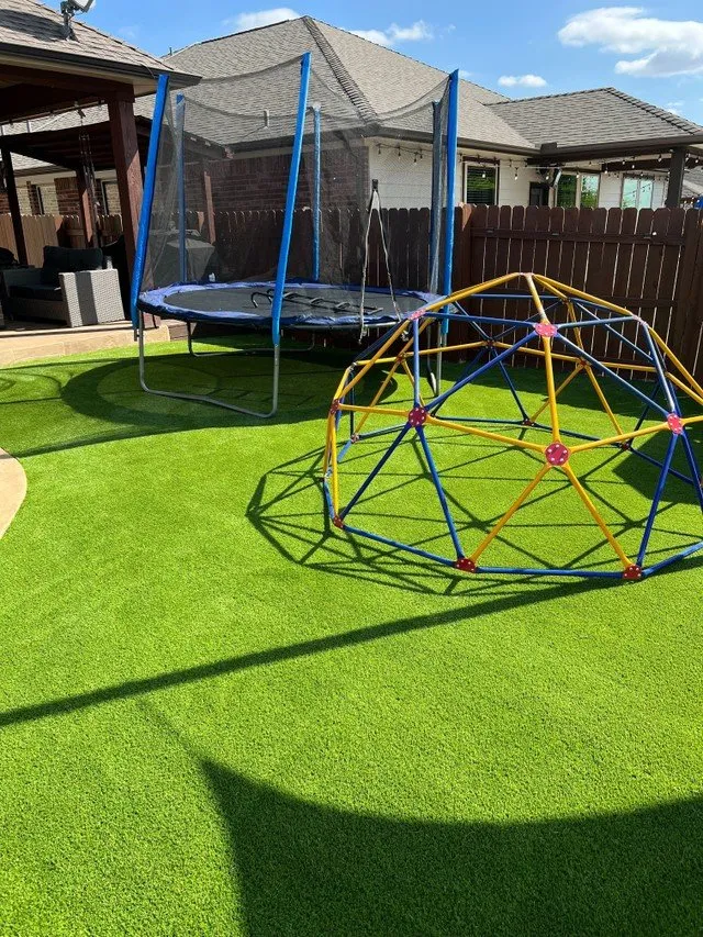 Affordable lawn mowing service experts serving Jacksonville Beach, FL - Southern Turf