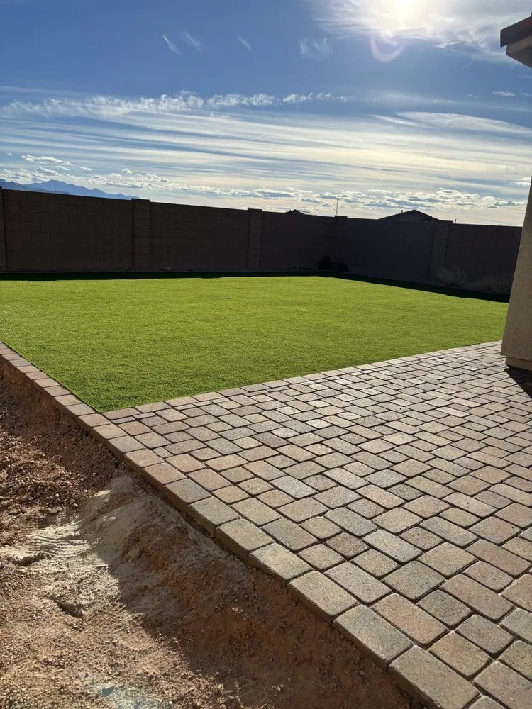 Custom yard cleanup service in Tucson, AZ by Southern Turf
