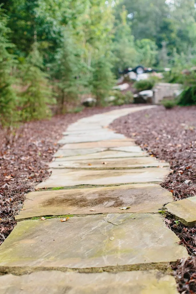 Local residential landscaping experts serving Athens, TN - Southern Walker Landscape Design