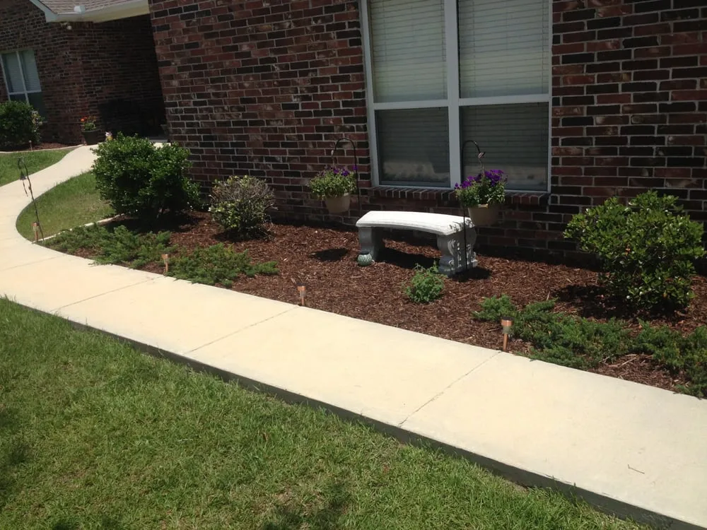 Local yard maintenance experts serving Biloxi, MS - SouthernScapes