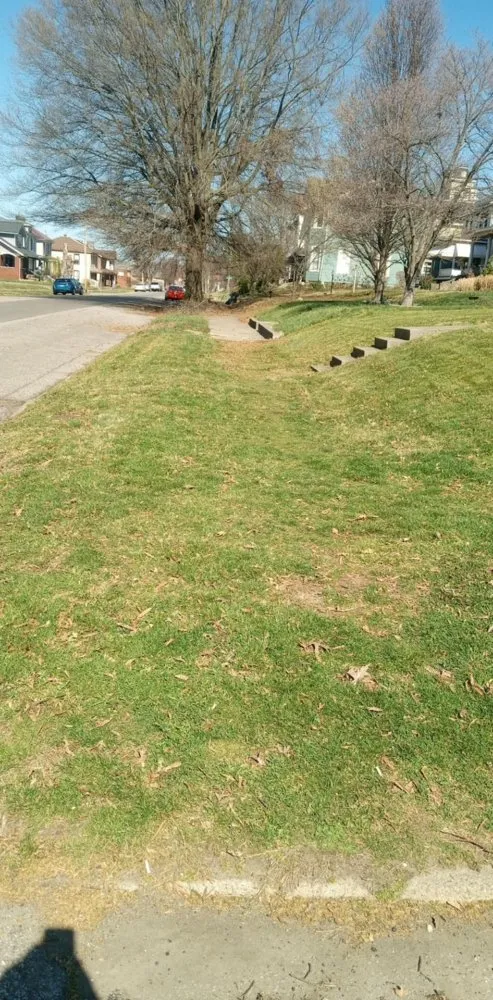 Custom garden landscaping experts serving Ironton, OH - Southers Affordable Lawncare