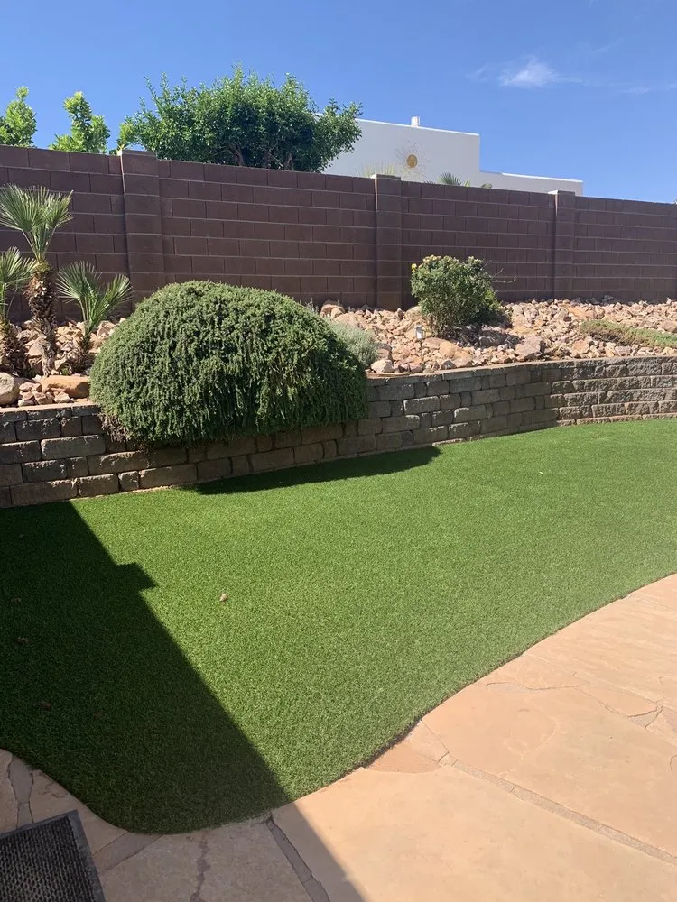 Professional yard maintenance for outdoor upgrades across Sierra Vista, AZ - Southwest Desert Images