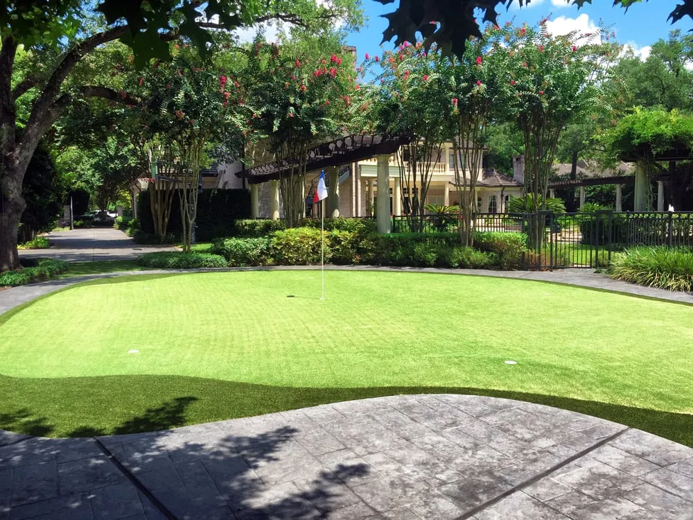 Top-rated yard maintenance with custom design across Houston, TX - Southwest Greens