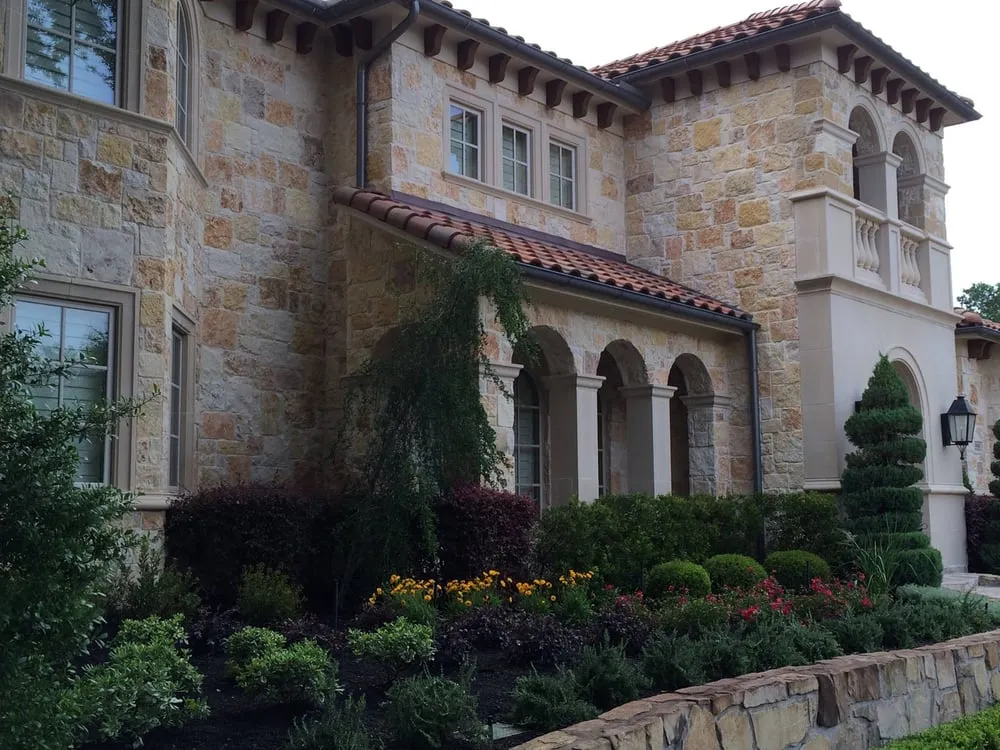 Reliable lawn care service for beautiful yards across Dallas, TX - Southwest Landscape Design