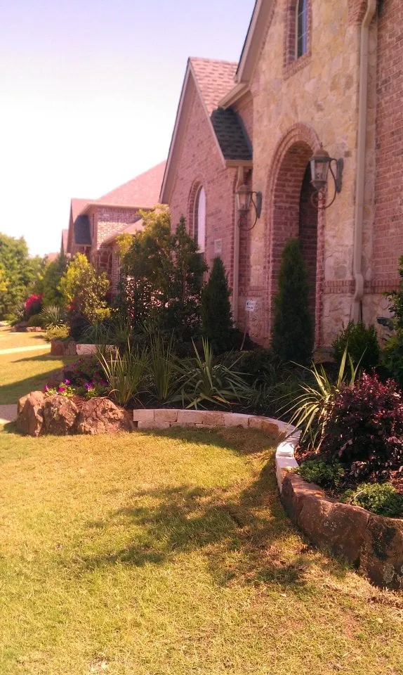 Affordable yard maintenance in Dallas, TX - Southwest Landscape Design