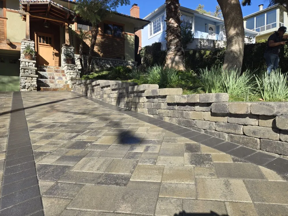 Top-rated outdoor landscaping in Simi Valley, CA by Southwest Pavingstone