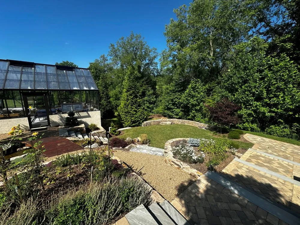 Local landscaping services experts serving Hendersonville, NC - Southwinds Landscape Company