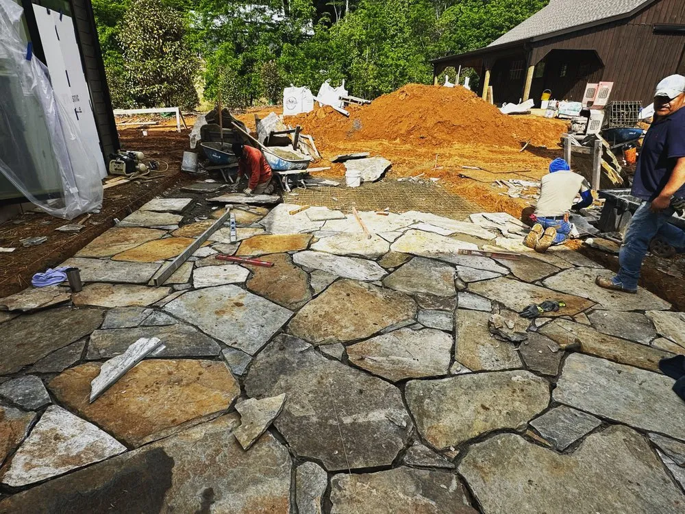 Top-rated lawn care service for year-round maintenance across Hendersonville, NC - Southwinds Landscape Company