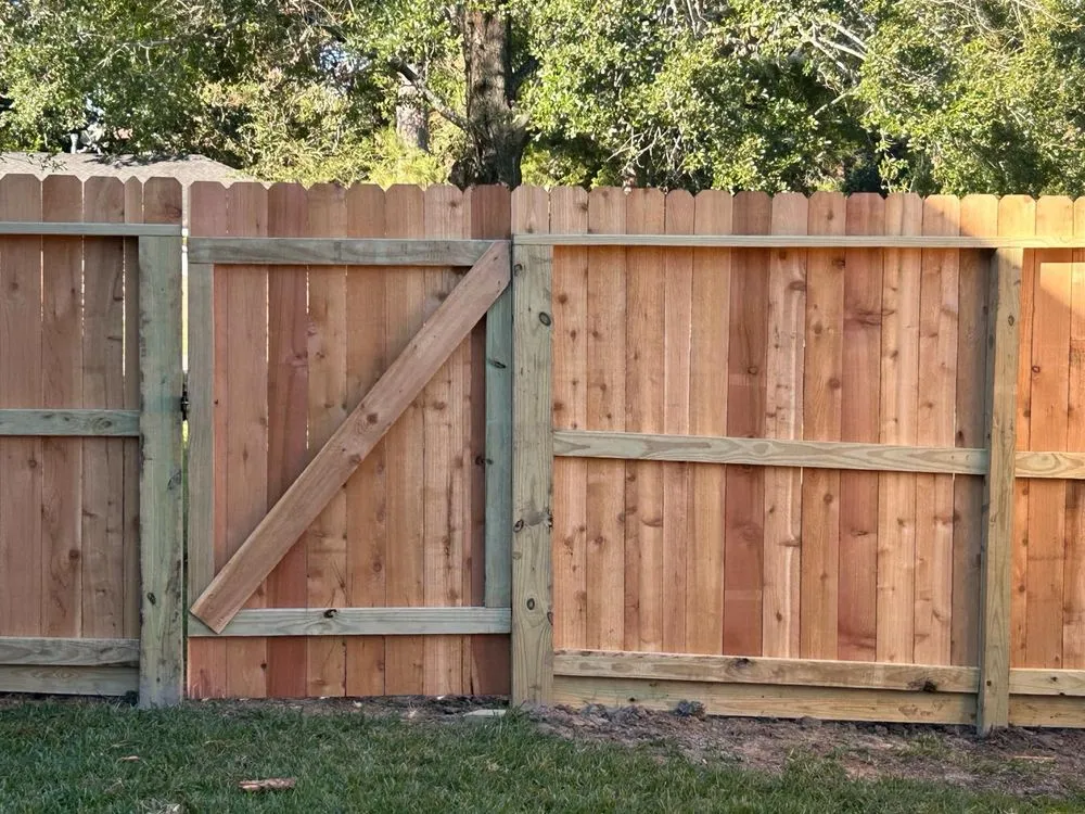 Top-rated lawn mowing service in Pearland, TX by Souto's Landscaping & Fencing