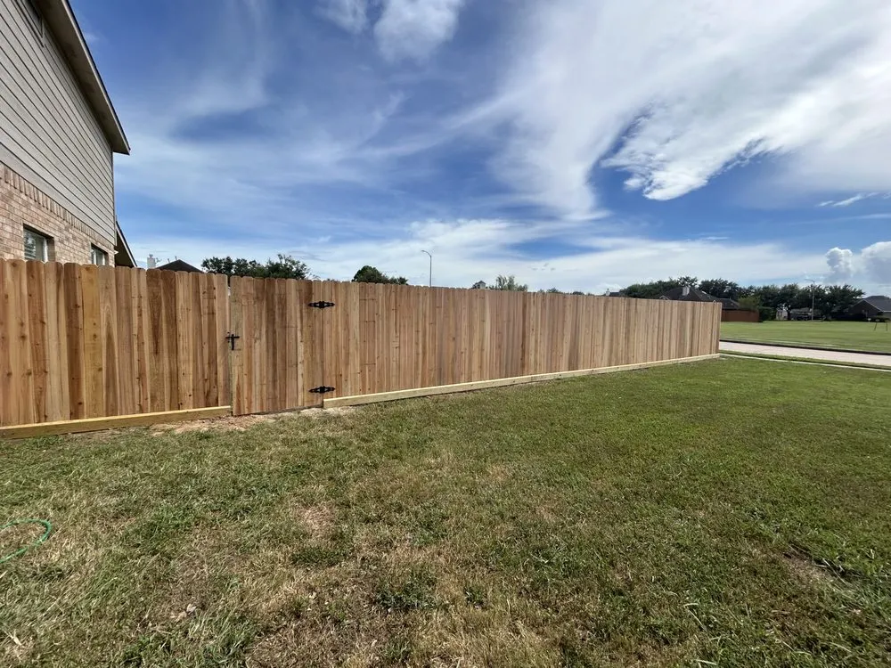 Trusted yard maintenance in Pearland, TX - Souto's Landscaping & Fencing