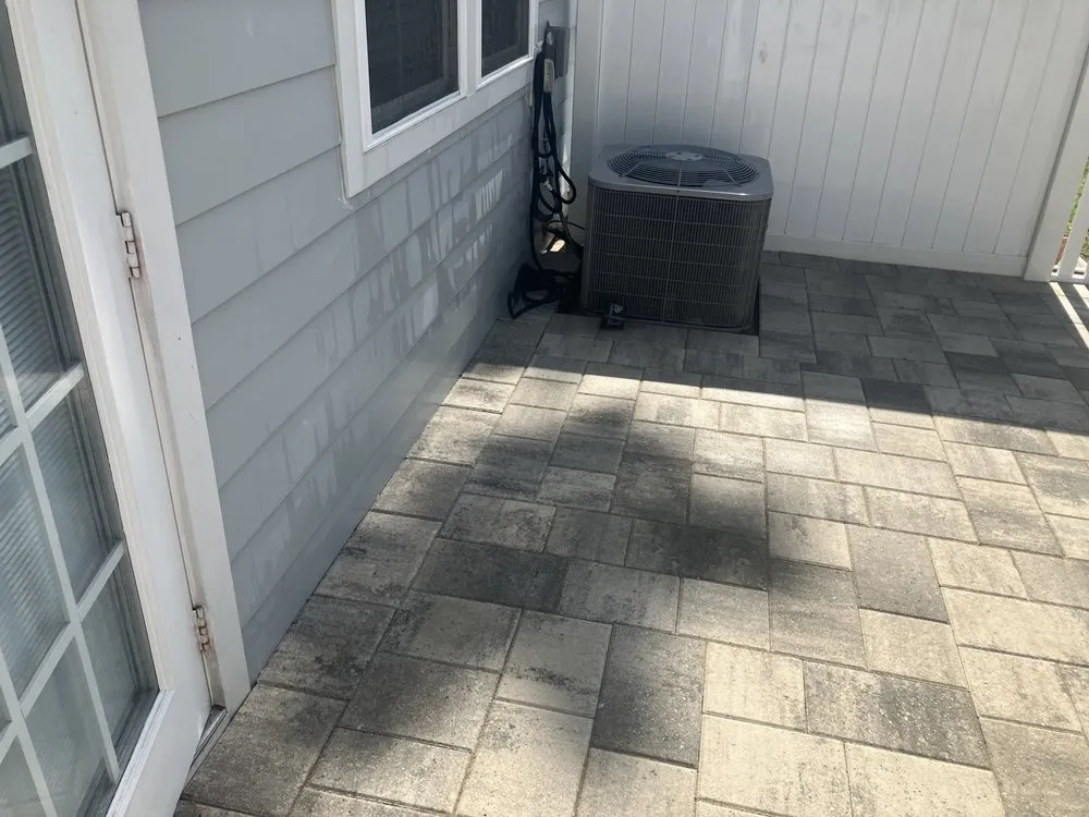 Expert yard maintenance in Lynn Haven, FL by Souza Brick Pavers