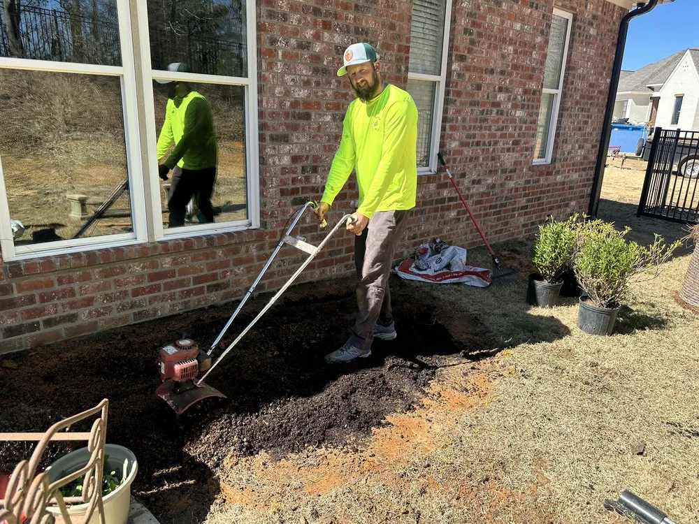 Affordable yard cleanup service experts serving Meridian, MS - Sovereign Residential Services