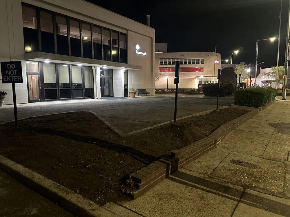 Reliable outdoor landscaping experts serving Meridian, MS - Sovereign Residential Services